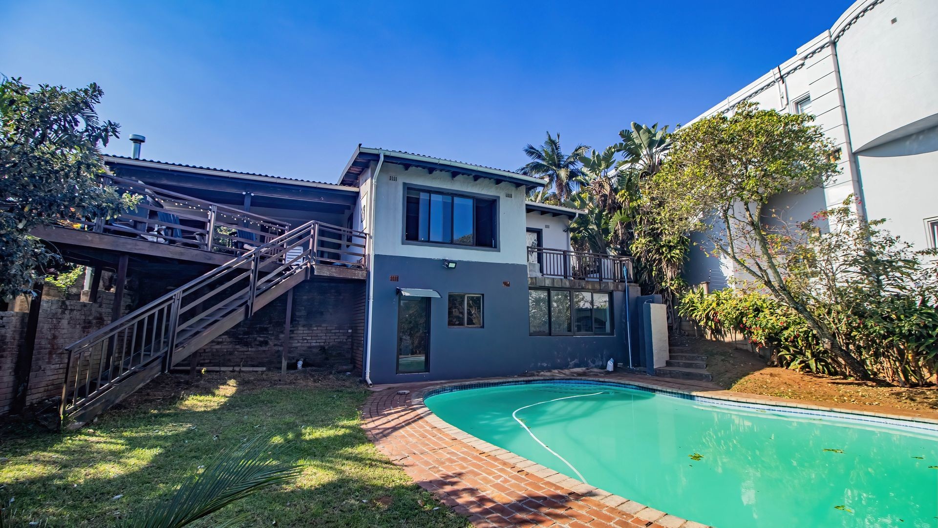 A gem in Sheffield Beach 4 bedroom home for sale