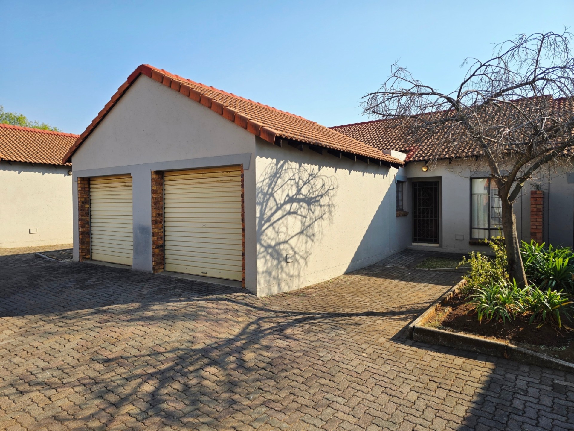 Townhouse for sale in Monavoni, Centurion