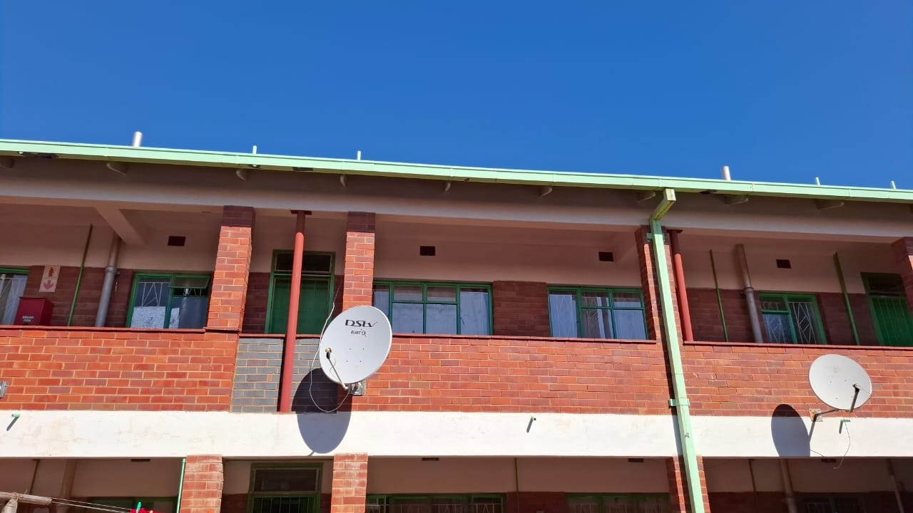 Apartment Block for sale in Hartswater, 3318 m²