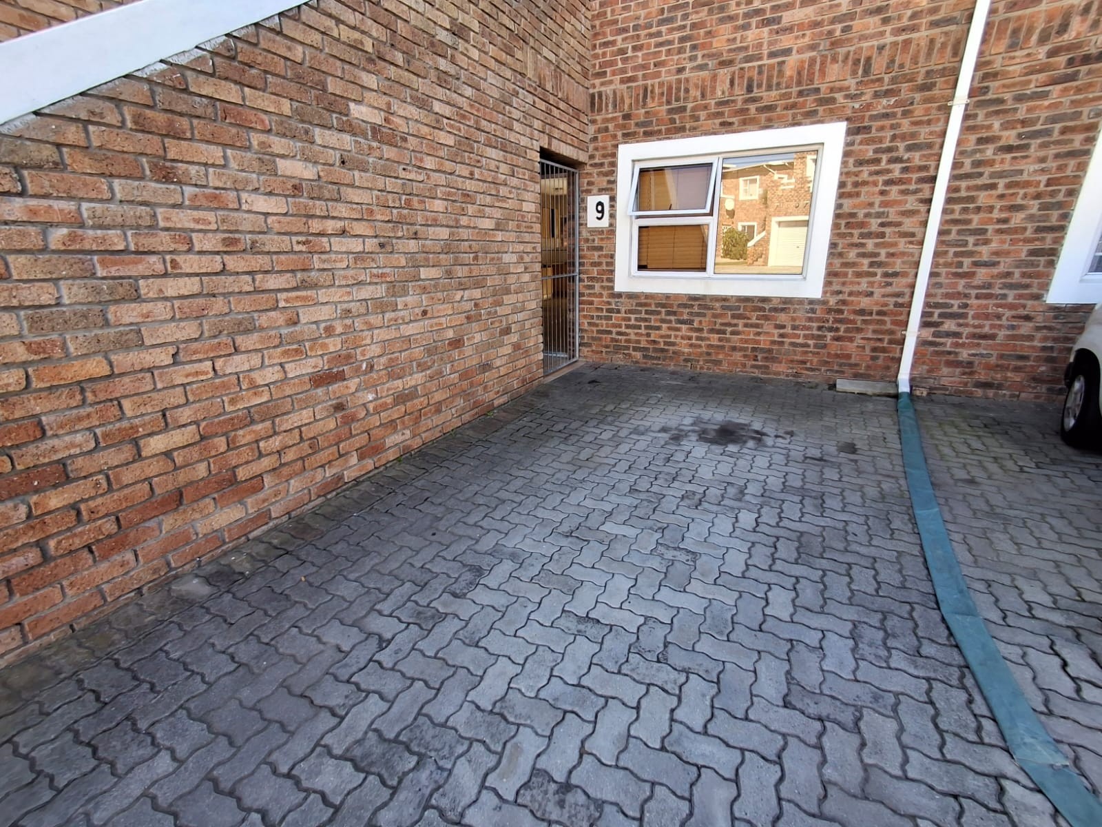 Apartment for sale in Bluewater Bay, Port Elizabeth, 74 m²