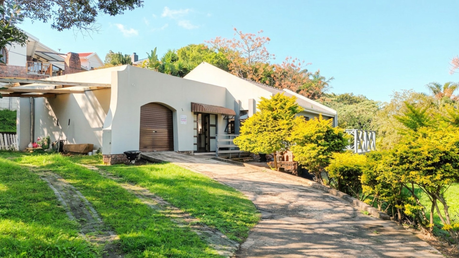 House for sale in Blue Bend, East London, 988 m²