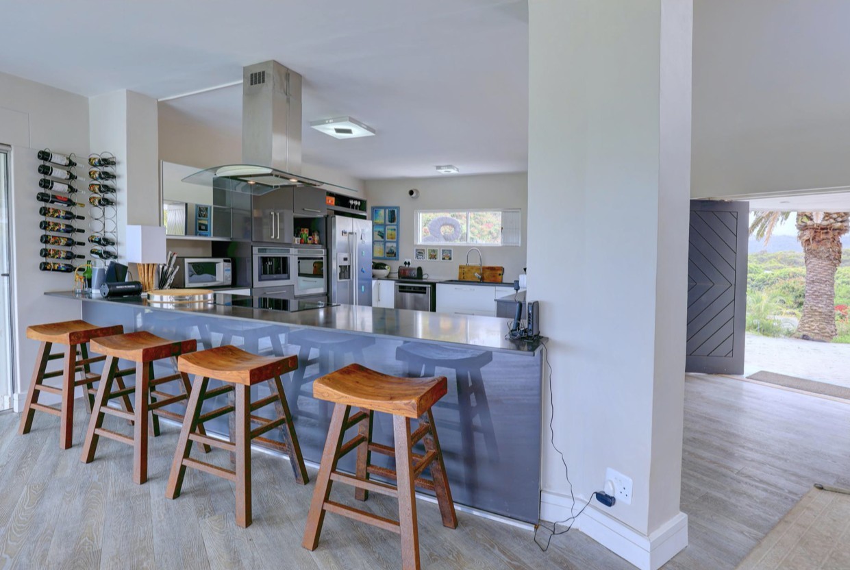 House for sale in Wilderness Central, Wilderness, 924 8th Avenue, Wilderness Central, Wilderness, Western Cape, 475 m²