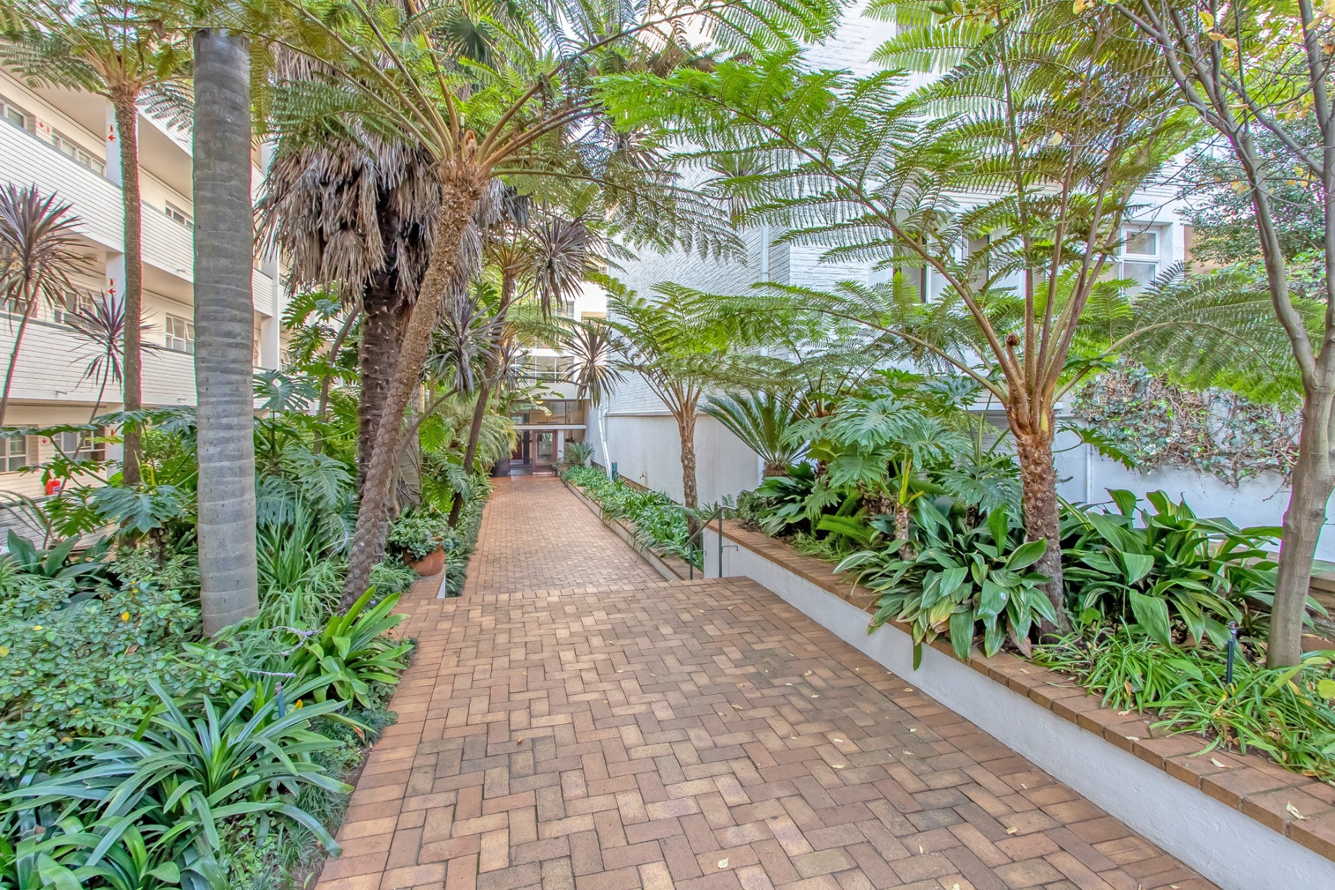 Apartment for rent in Parkview, Johannesburg, 106 m²