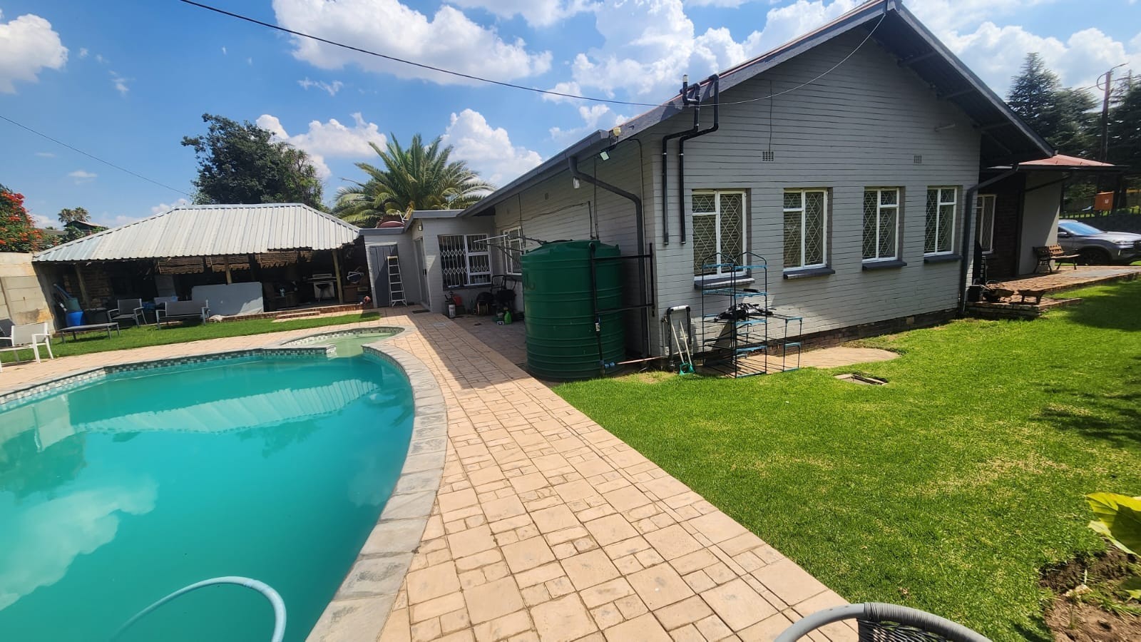 House for sale in Brenthurst, Brakpan, 835 m²