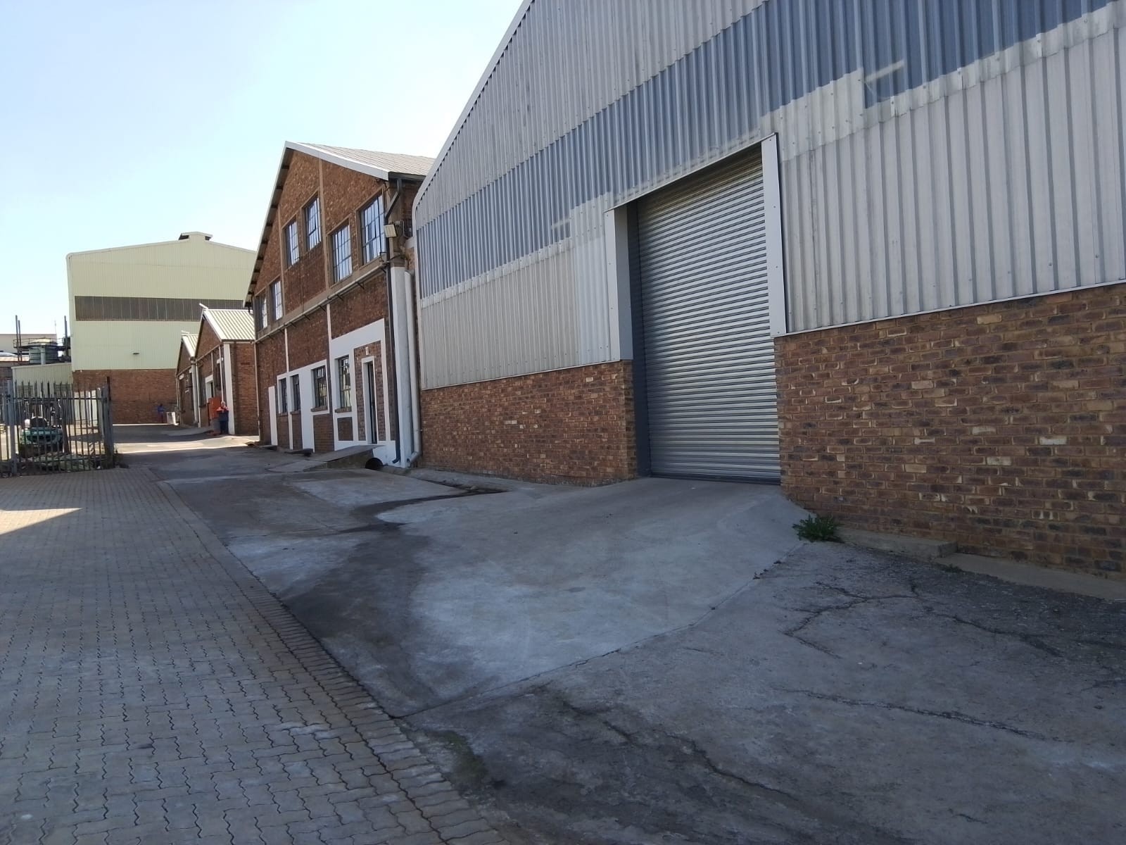 771m² Refurbished Warehouse To Let | Benoni Lofts, Benoni South