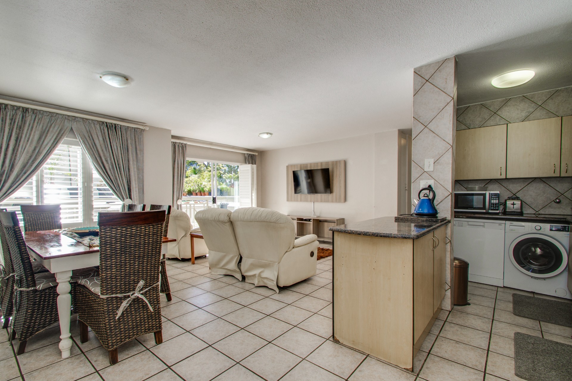 Apartment for rent in Morningside, Sandton, 102 m²