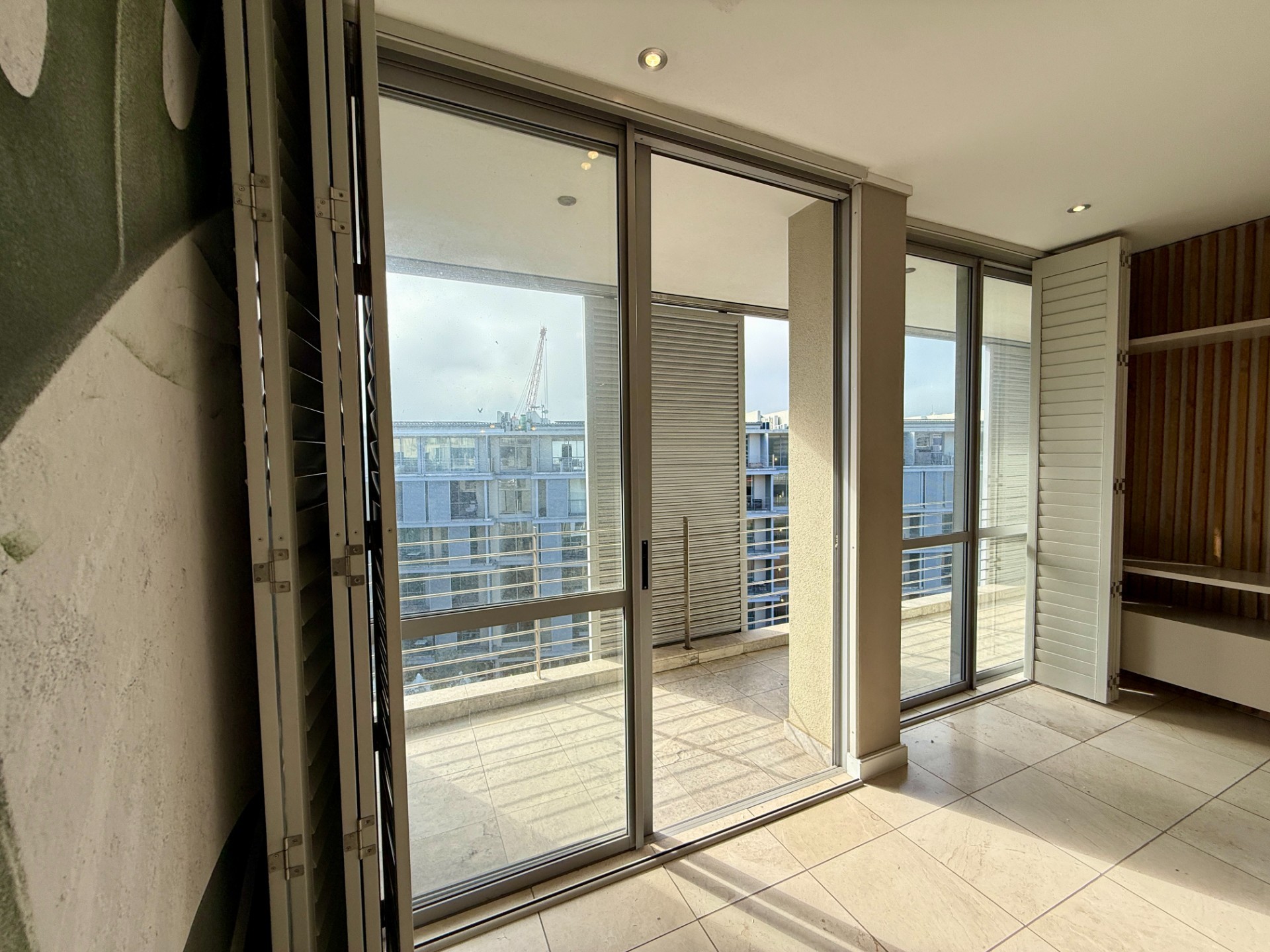 Spacious One Bedroom Apartment in Harbour Bridge 4