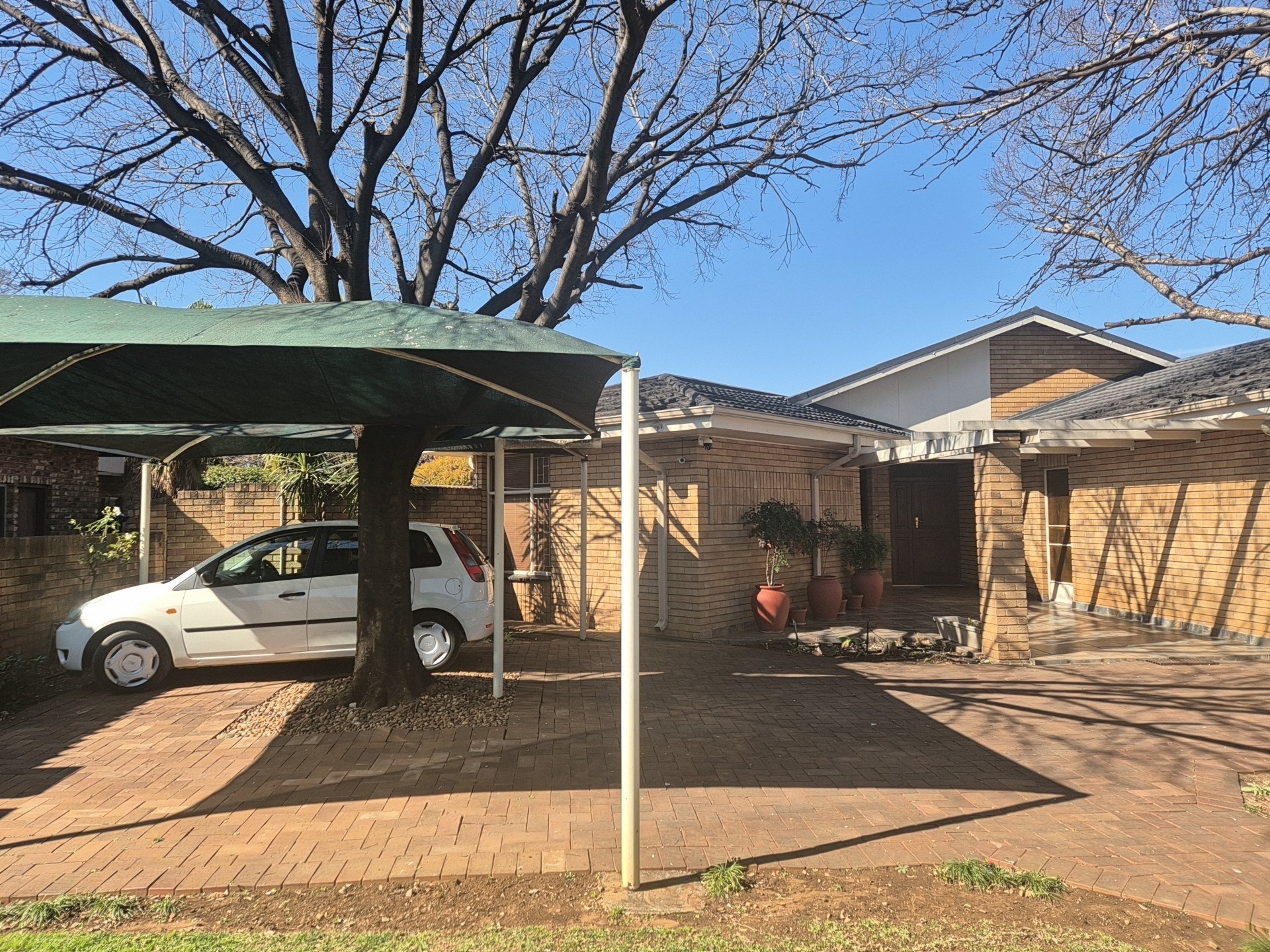 House for sale in Heilige Akker, Potchefstroom, North West, 514 m²