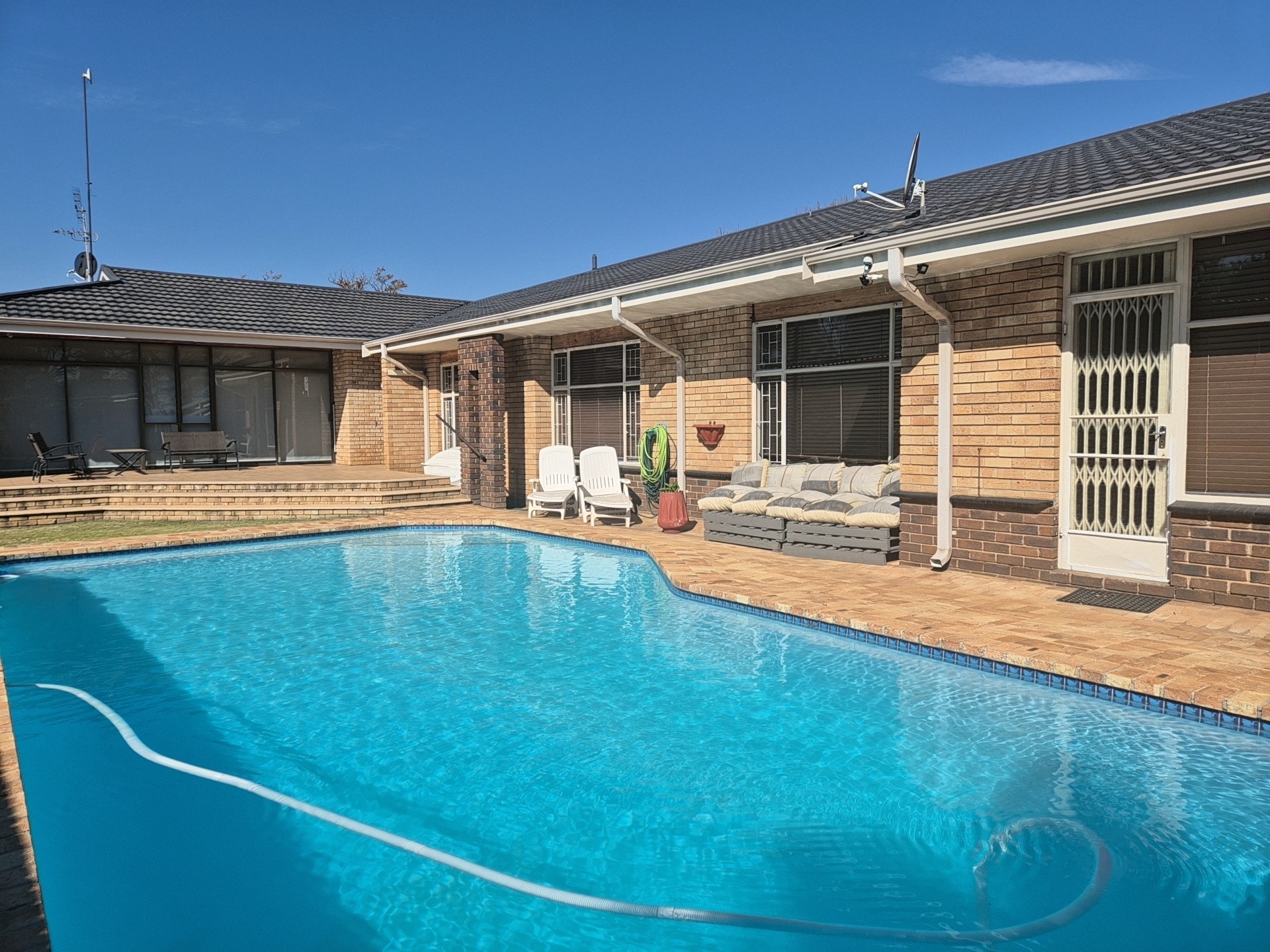 House for sale in Heilige Akker, Potchefstroom, North West, 514 m²