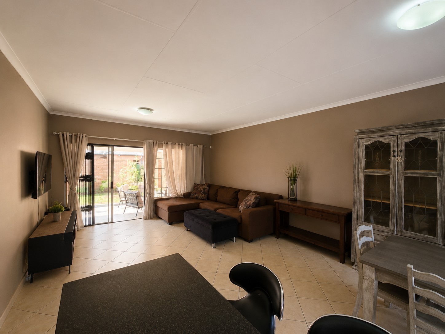 Townhouse for sale in Sinoville, Pretoria, 145 m²