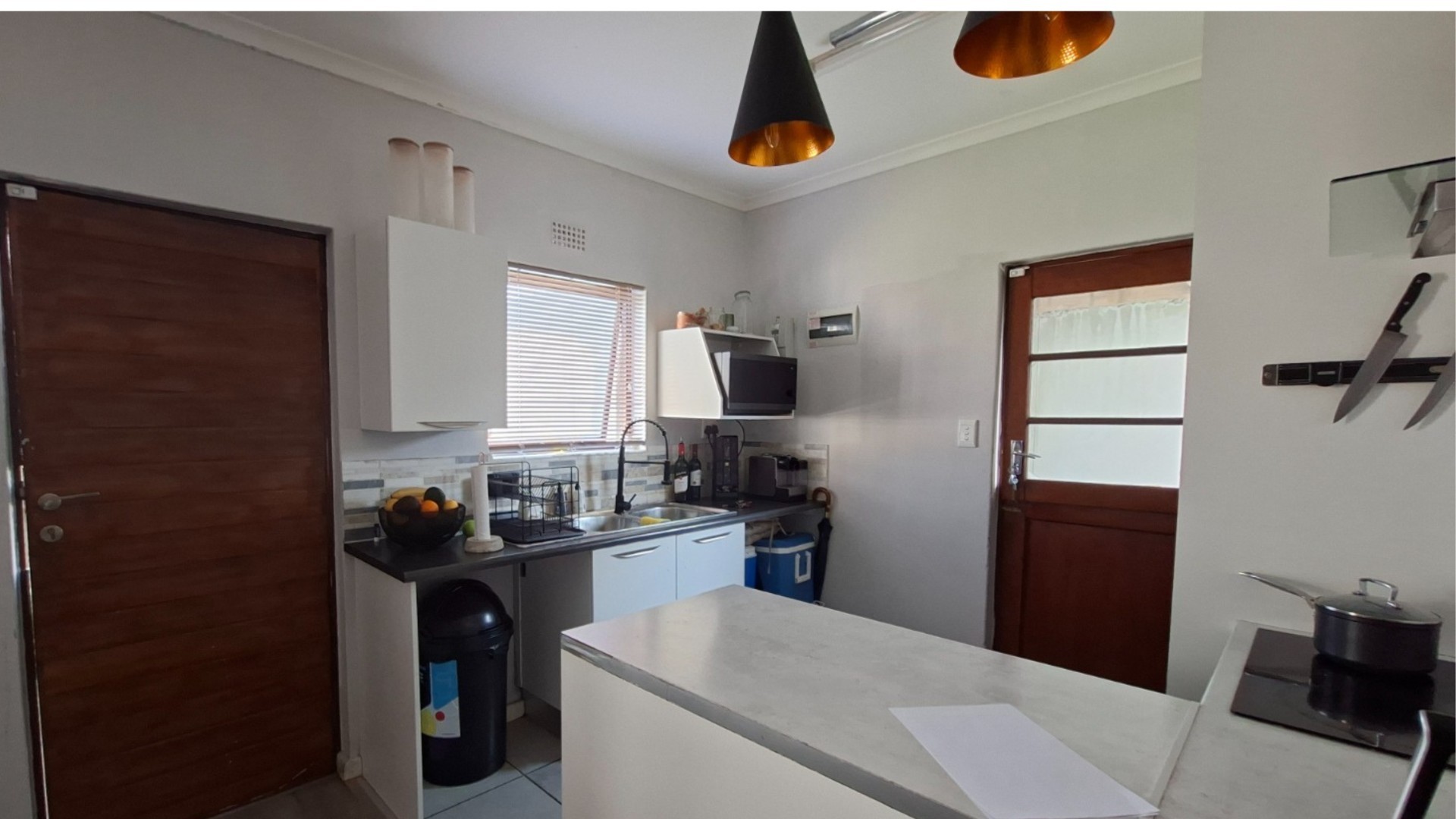 House for sale in Victoria Park, Somerset West, 70 m²