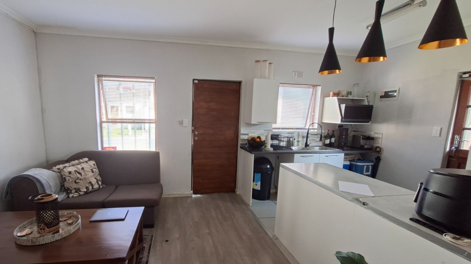 House for sale in Victoria Park, Somerset West, 70 m²