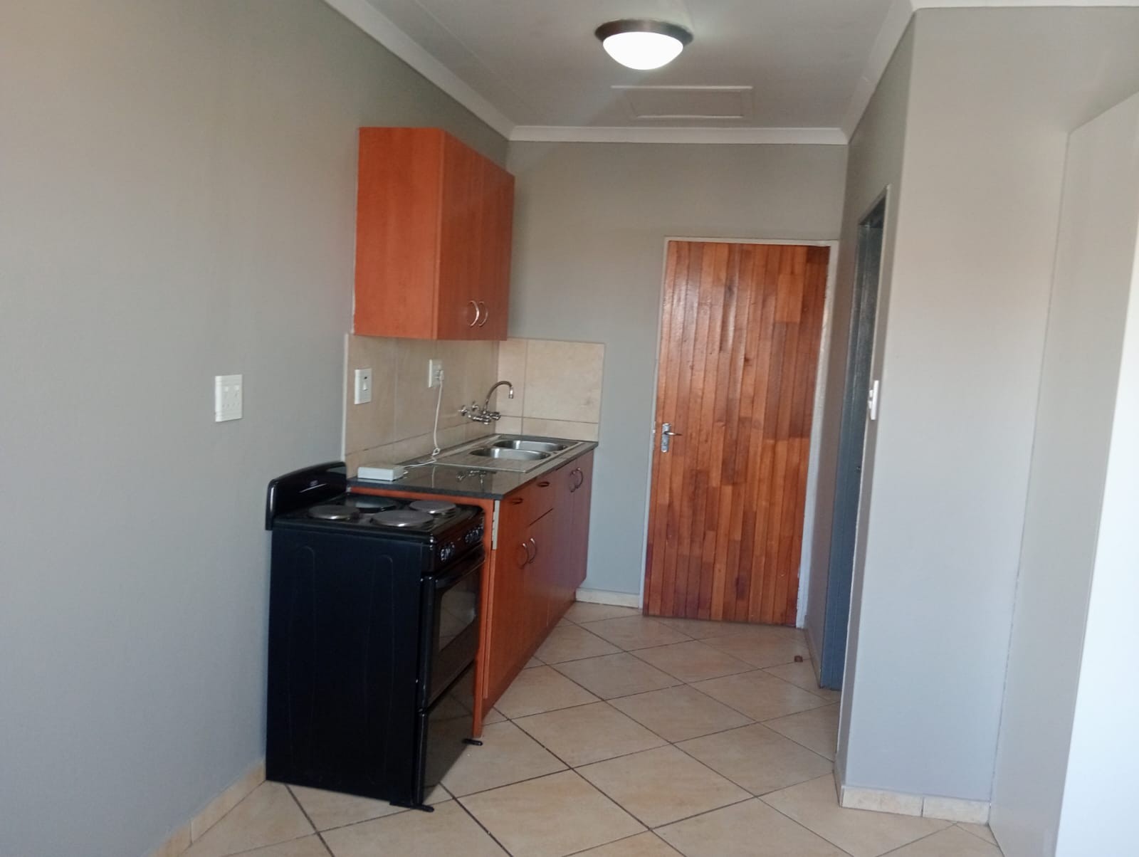 Studio Apartment for sale in Jabulani, Soweto