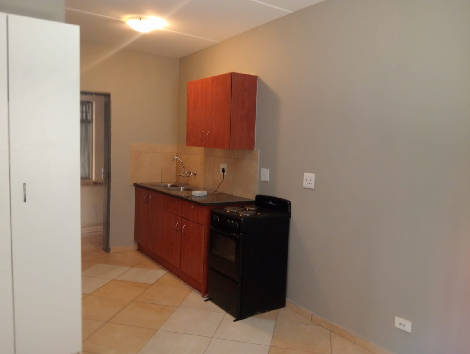 Studio Apartment for sale in Jabulani, Soweto