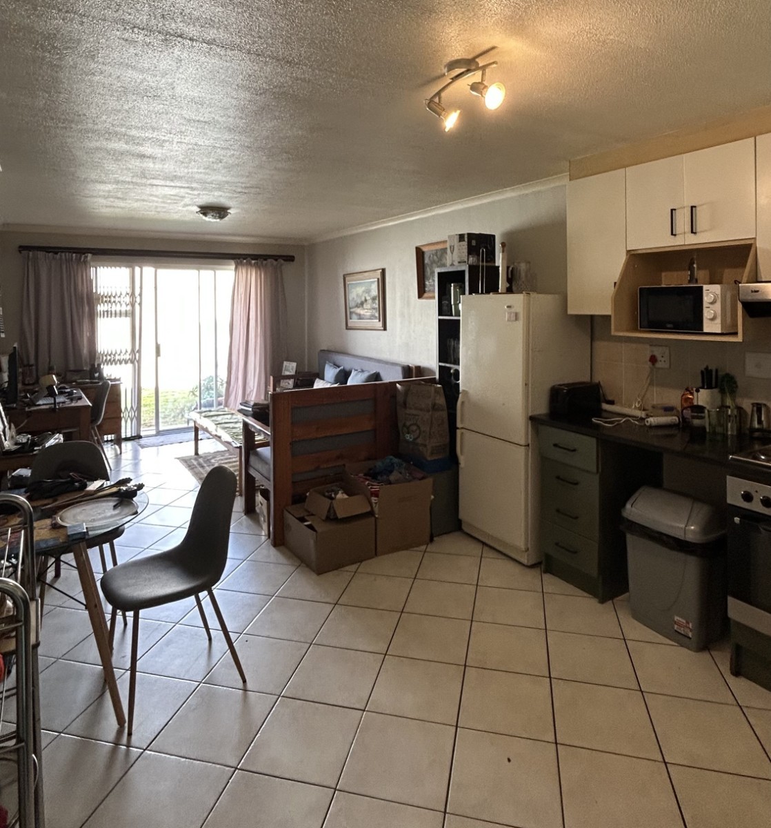 Ground Floor Living, One Bedroom with a Private Garden 2