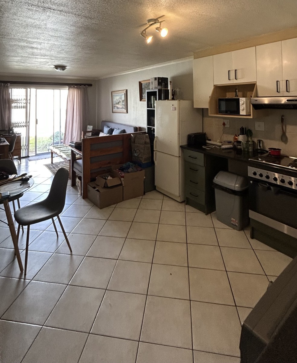 Ground Floor Living, One Bedroom with a Private Garden 3