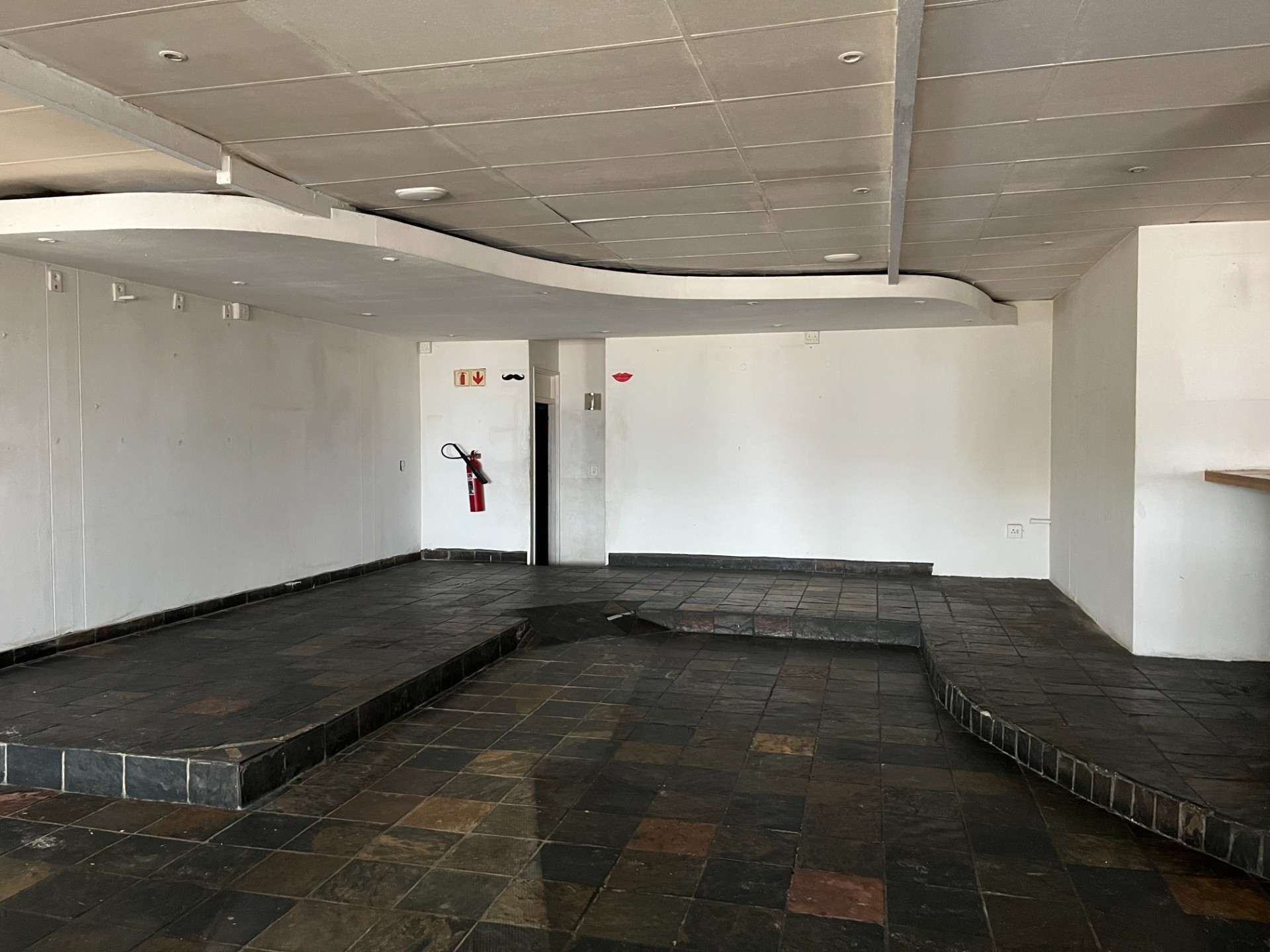Restaurant for rent in Woodbridge Island, Milnerton, 250 m²