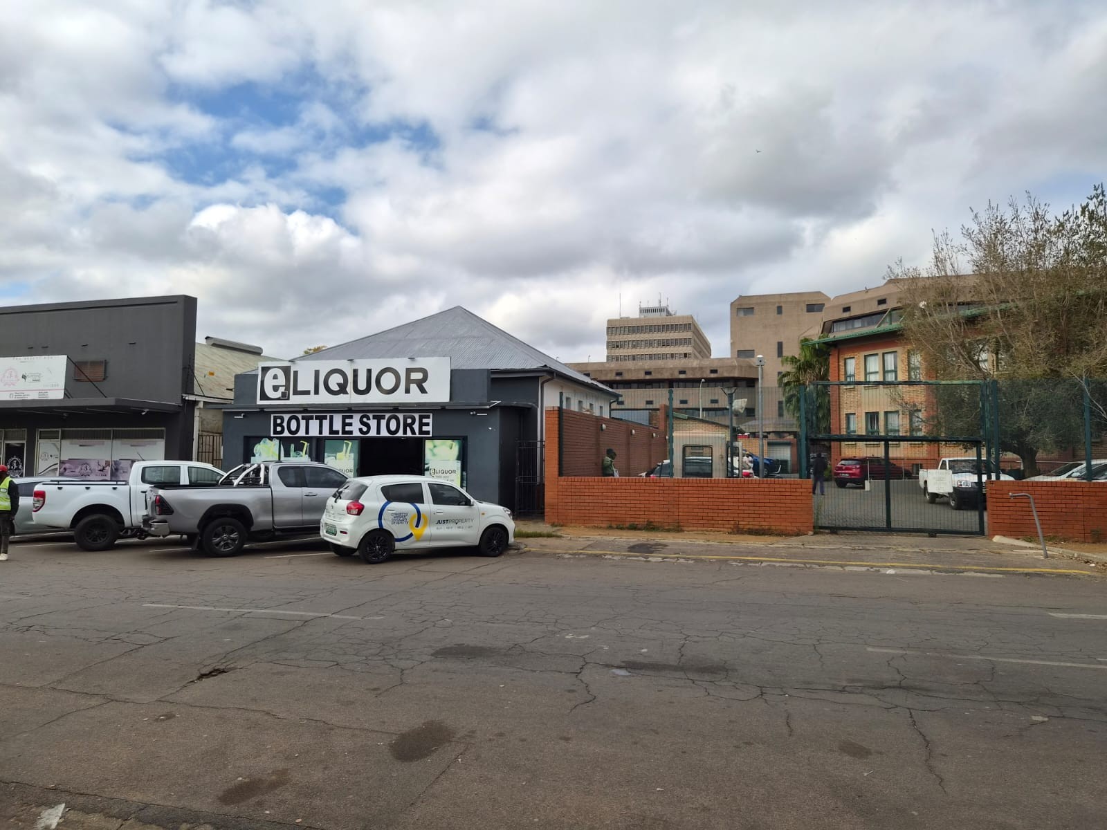 Commercial Property For Sale in Rustenburg Central, Rustenburg, North West 3