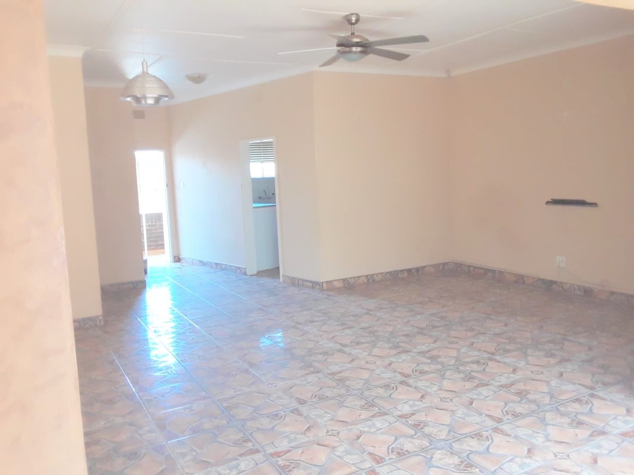 Apartment for sale in Carletonville Central, Carletonville, 108 m²