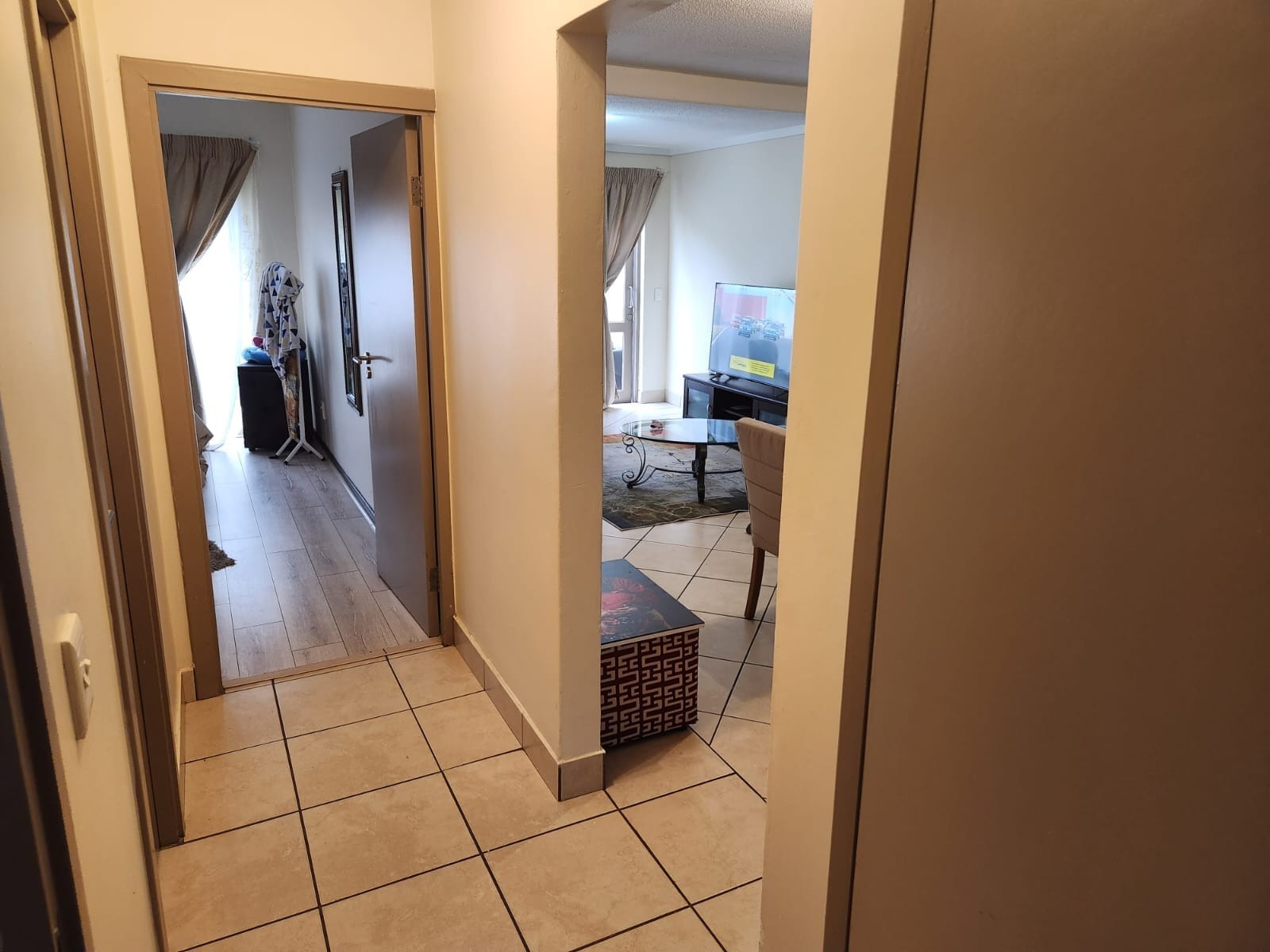 Apartment for sale in Sunninghill, Sandton, 78 m²