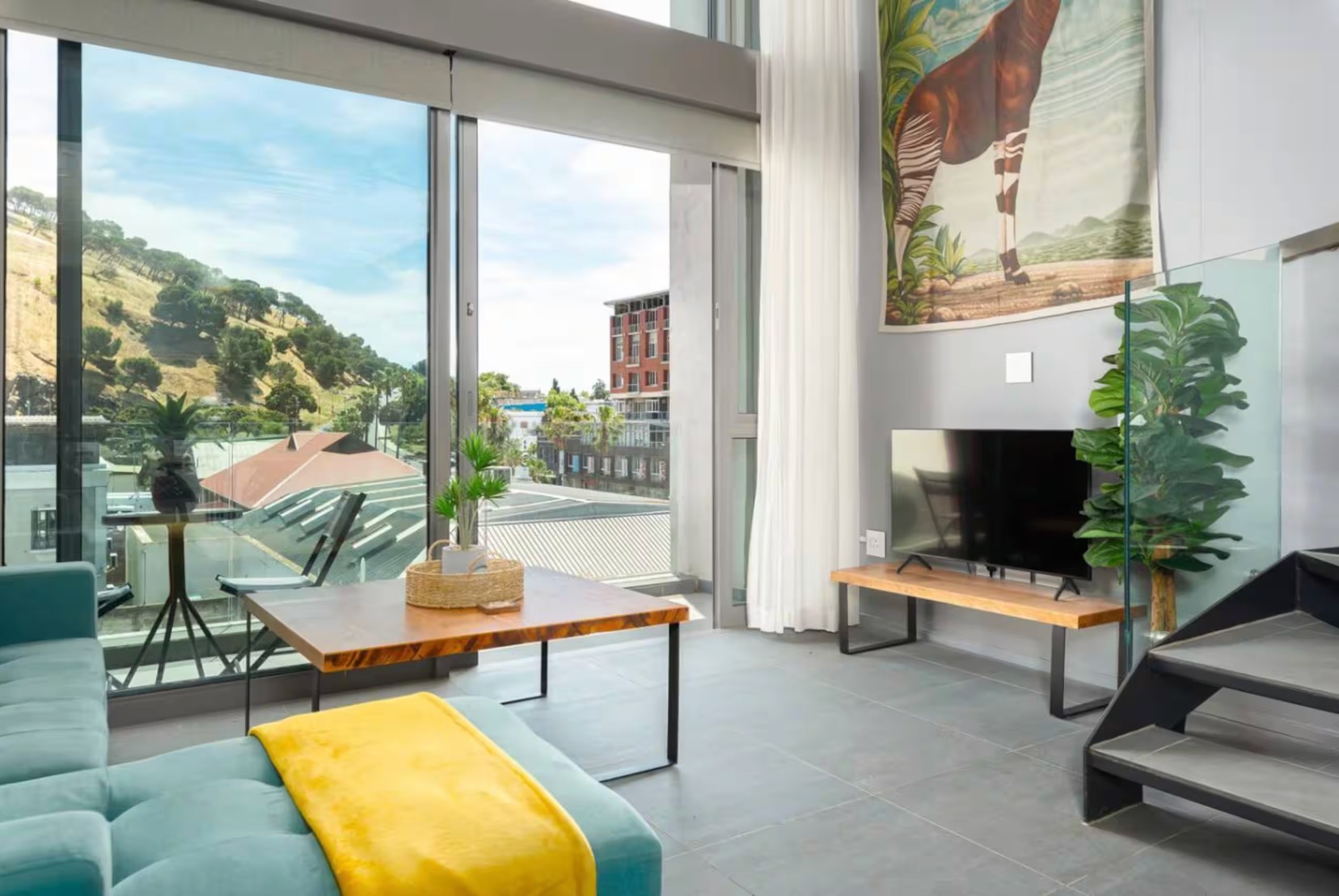 Apartment for sale in De Waterkant, Cape Town, 58 m²