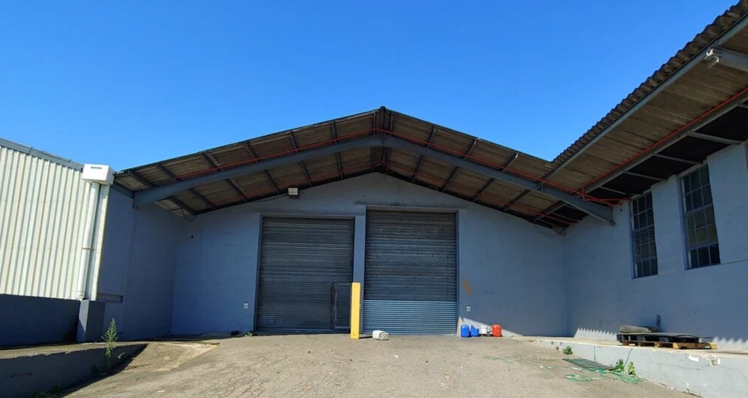 Warehouse for rent in New Germany, Pinetown, KwaZulu Natal, 842 m²