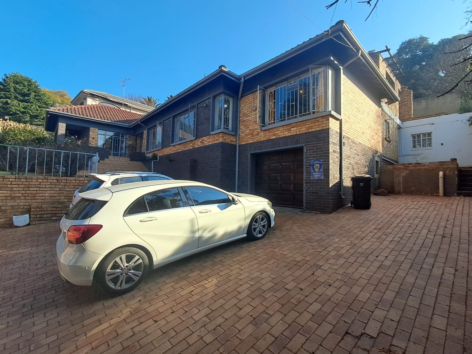 House for sale in Cyrildene, Johannesburg, 1840 m²