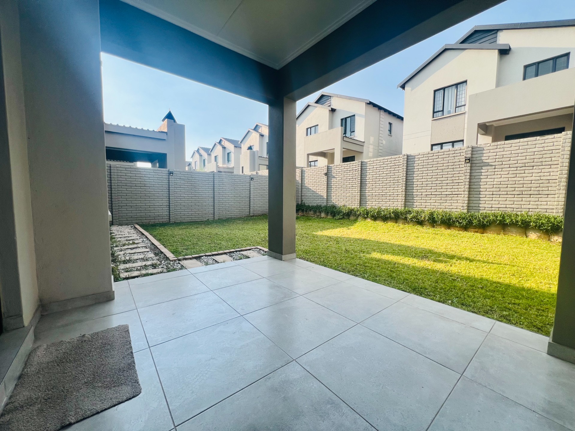 Townhouse for rent in Fourways, Sandton