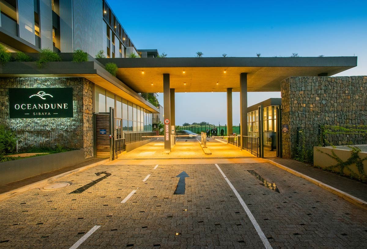 Spacious 2-Bedroom Apartment in Secure Coastal Estate