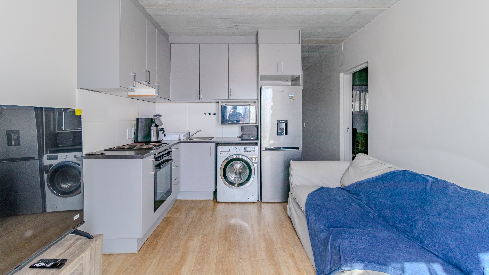 Apartment To Rent in Pinelands Cape Town 3