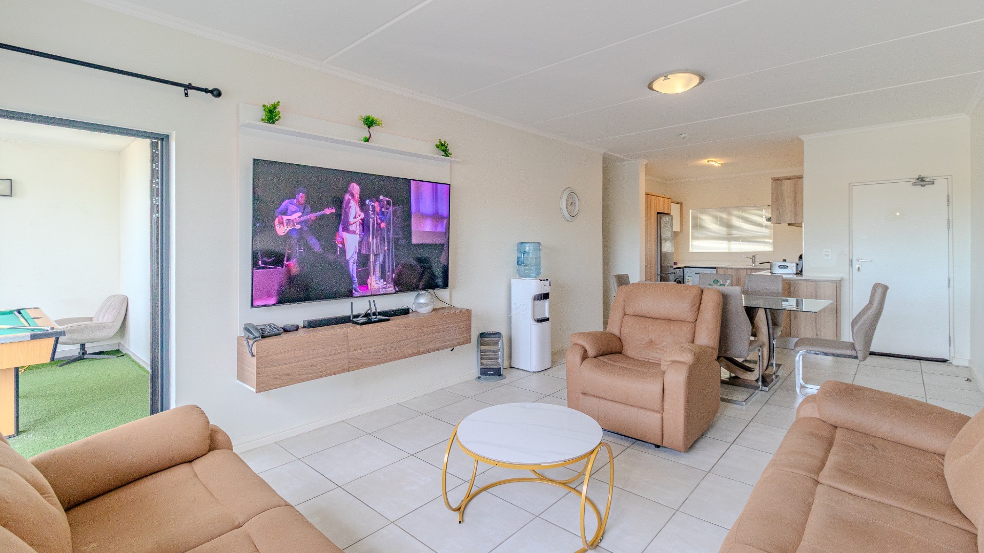 Apartment for rent in De Zicht Estate, Richwood, Milnerton, 603 de zicht (1st floor), De zicht, 15 Pearl Lane, De Zicht Estate, Richwood, Milnerton, Western Cape, 104 m²