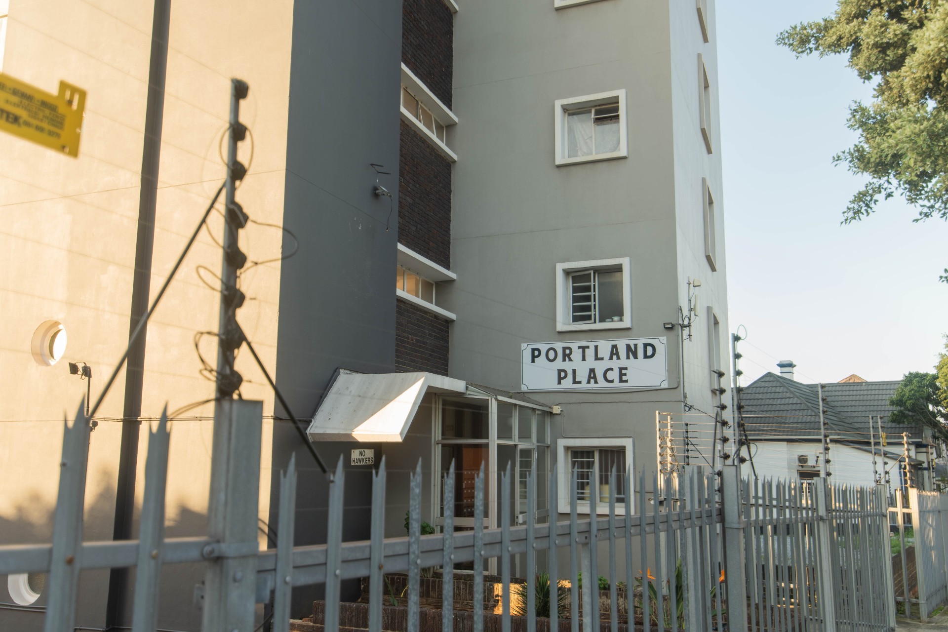 Convenient Living in this neat 1 Bedroom Apartment in Portland Place 3
