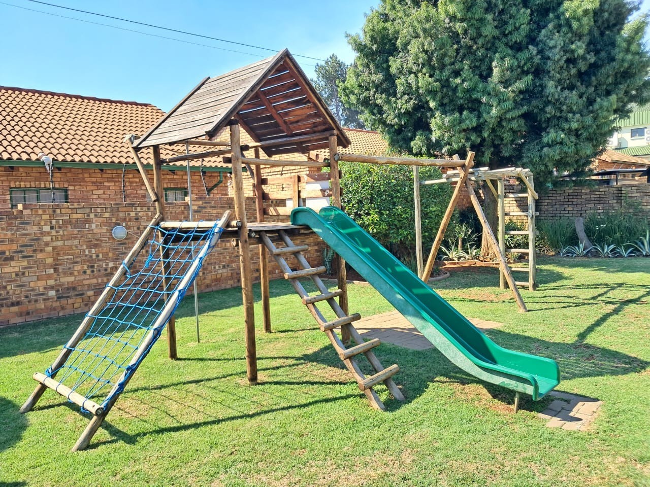 Apartment for sale in Die Hoewes, Centurion, 137 m²