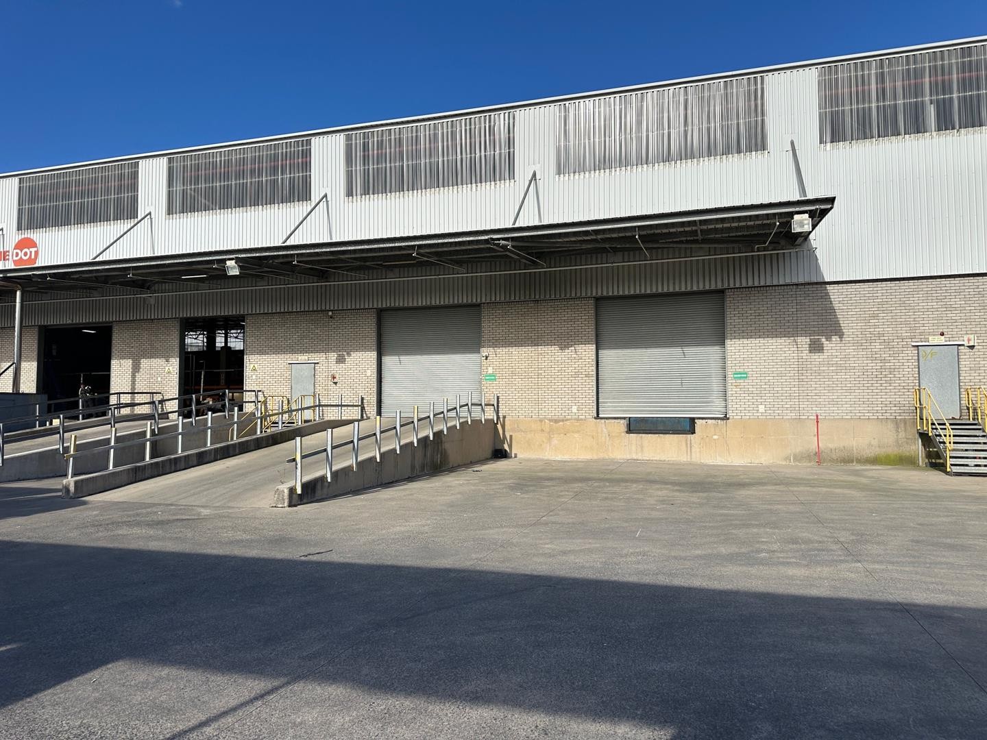 Industrial Property for rent in Montague Gardens, Milnerton, 2823 m²