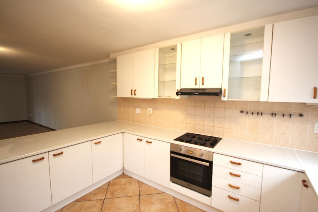 House For Sale in Sonstraal East, Durbanville