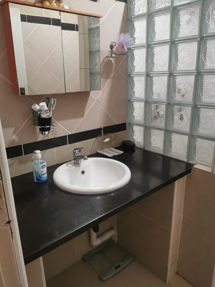 Apartment for sale in Morningside, Durban, KwaZulu Natal, 68 m²