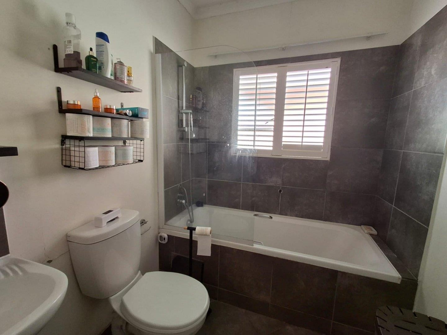 Townhouse for sale in The Reeds, Centurion, 64 m²