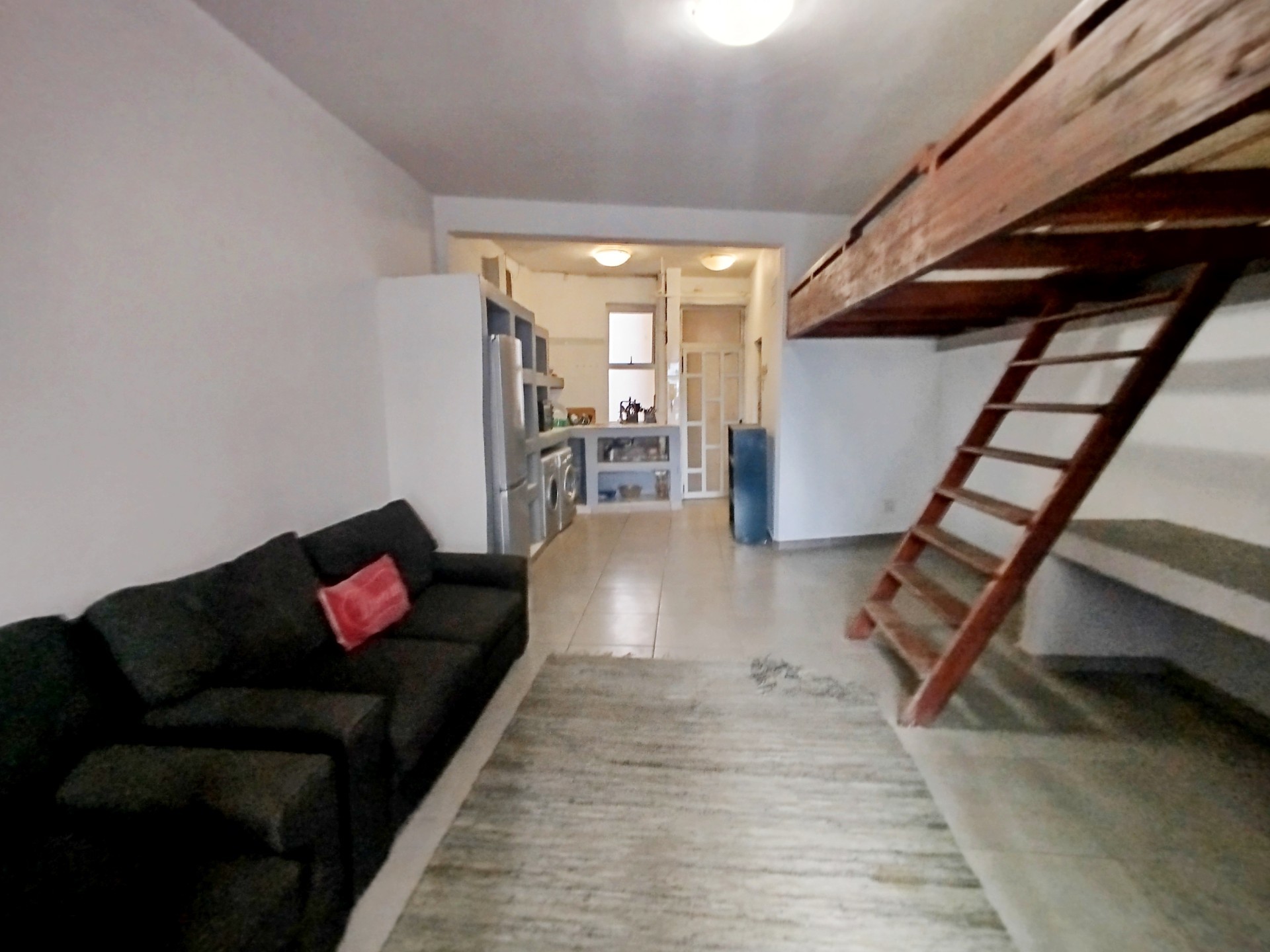Fully Furnished Studio Apartment on Durban's South Beach For Sale 3