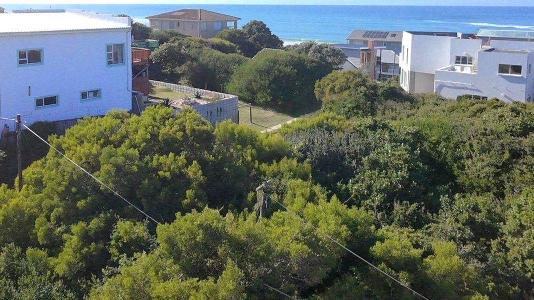 788m² Vacant Stand for Sale in Paradise Beach, Jeffreys Bay - Walk to the Beach
