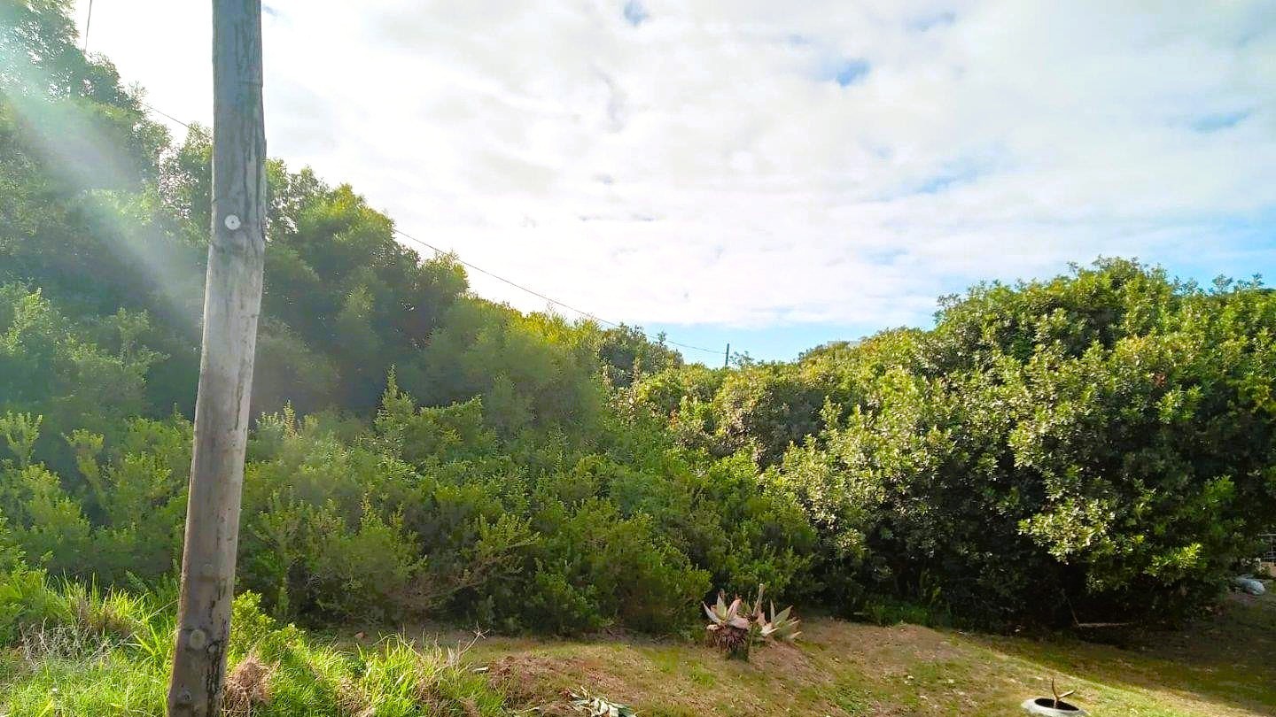 788m² Vacant Stand for Sale in Paradise Beach, Jeffreys Bay - Walk to the Beach