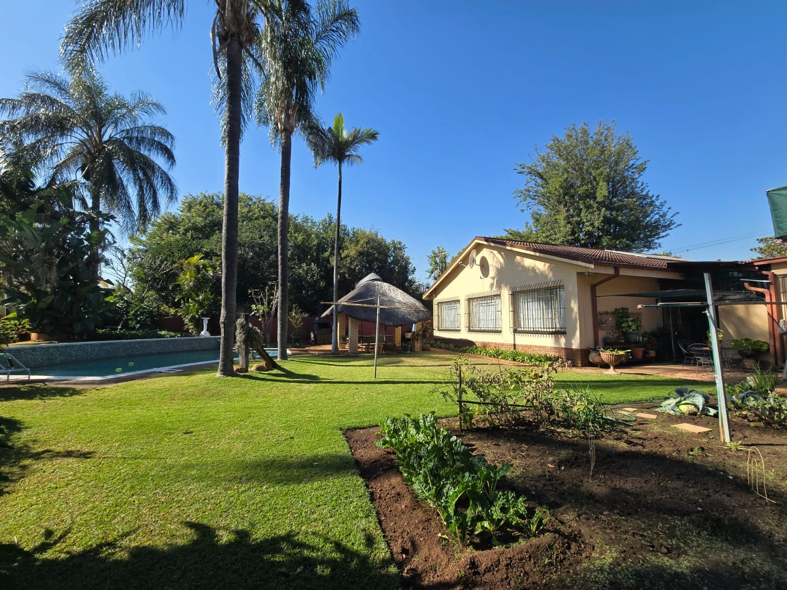 House for sale in Sinoville, Pretoria, 296 m²