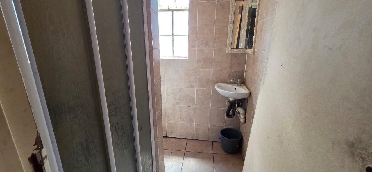 House for sale in Kroonstad Central, Kroonstad, 157 m²