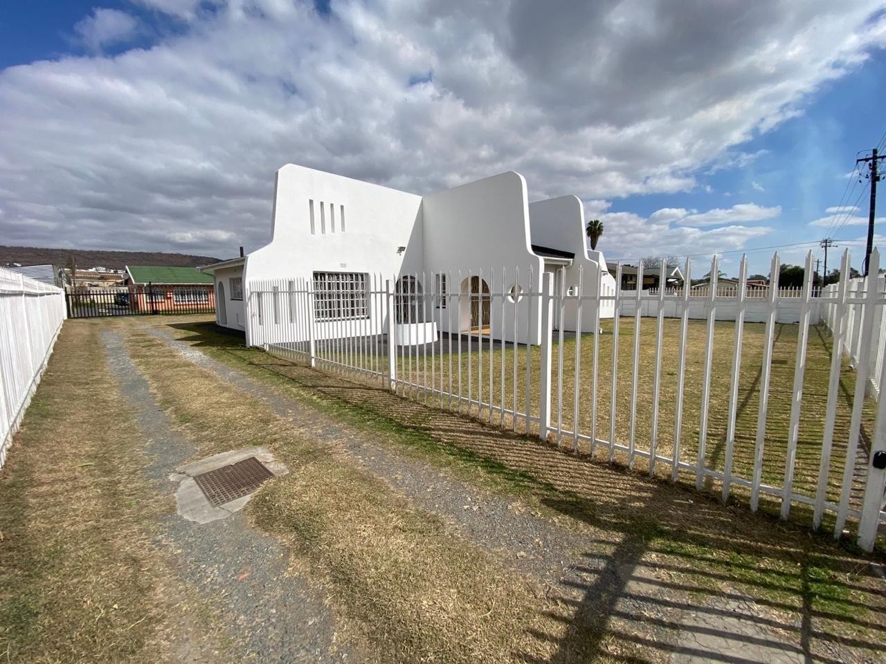 House for sale in Leonardsville, Ladysmith, KwaZulu Natal, 884 m²