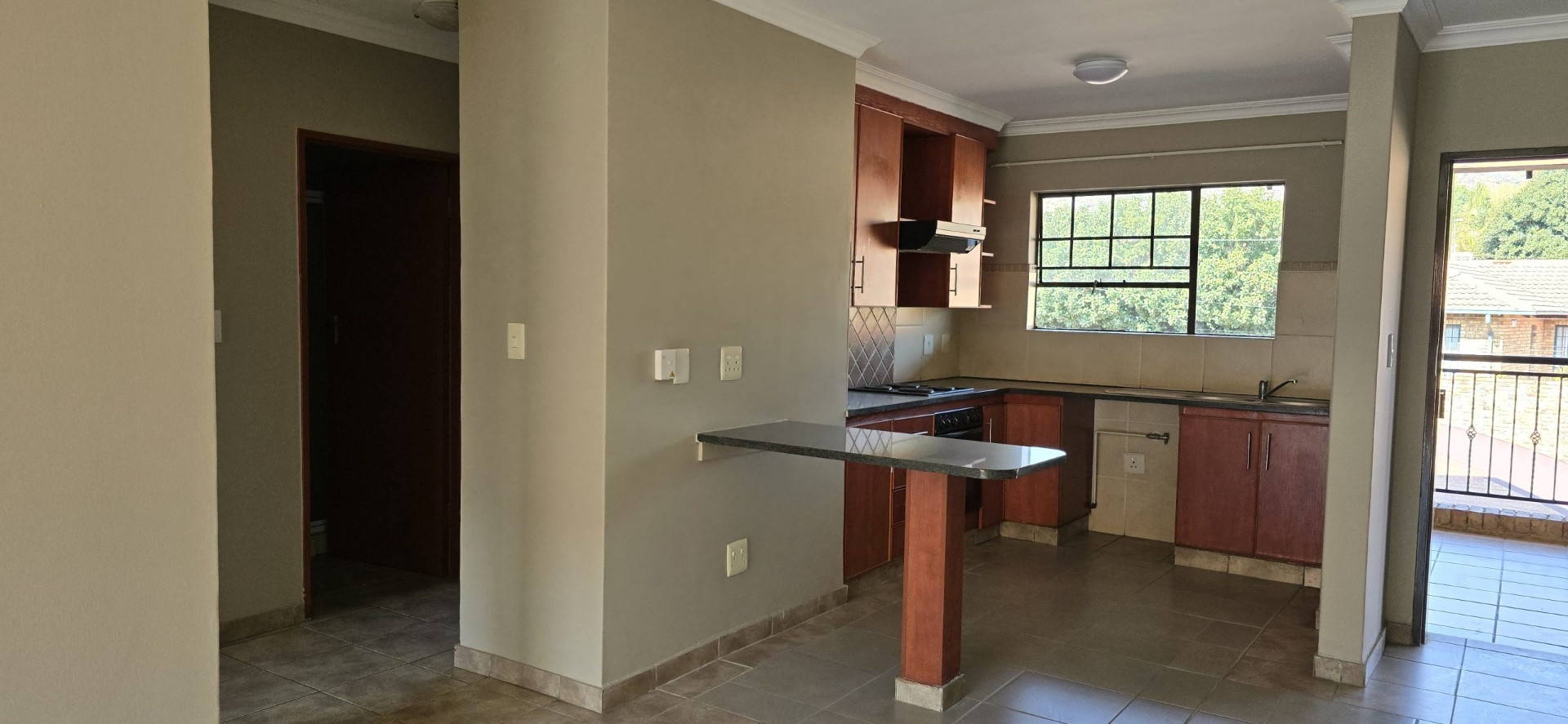 Apartment for sale in Magalieskruin, Pretoria, 74 m²