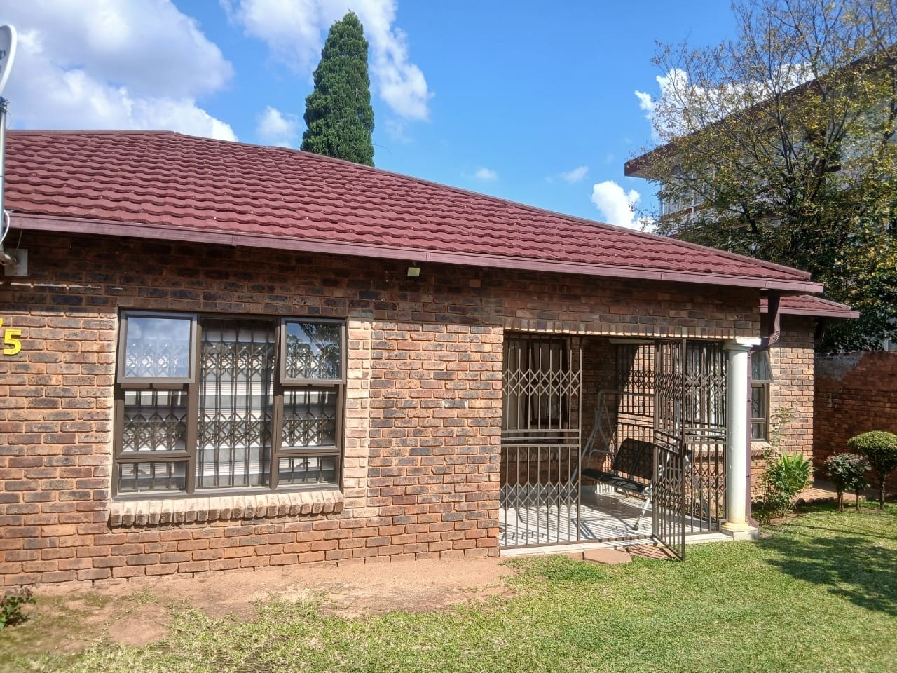 House for sale in Mountain View, Pretoria, 358 m²