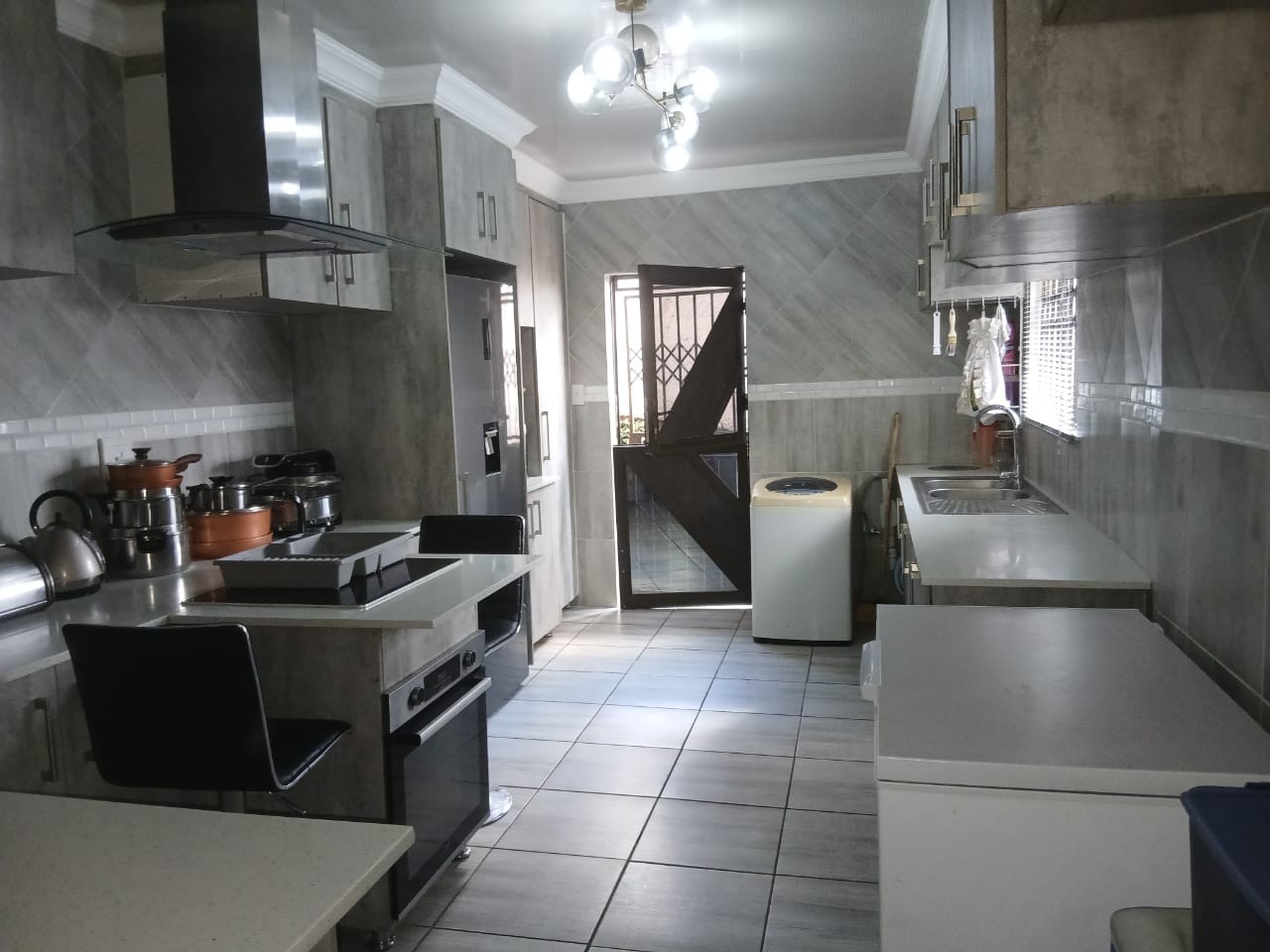 House for sale in Mountain View, Pretoria, 358 m²