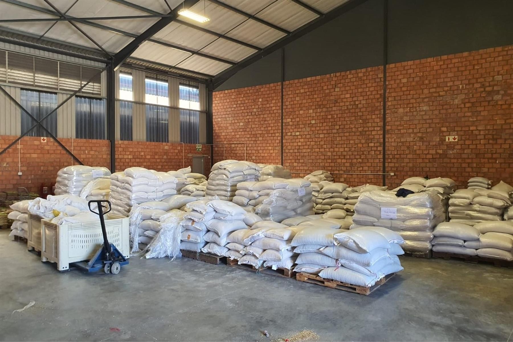 Warehouse for rent in Greenbushes Industrial Park, Greenbushes, Port Elizabeth, 22 Unit, Greenbushes Industrial Park, 10 Old Cape Road, Greenbushes Industrial Park, Greenbushes, Port Elizabeth, Eastern Cape, 507 m²