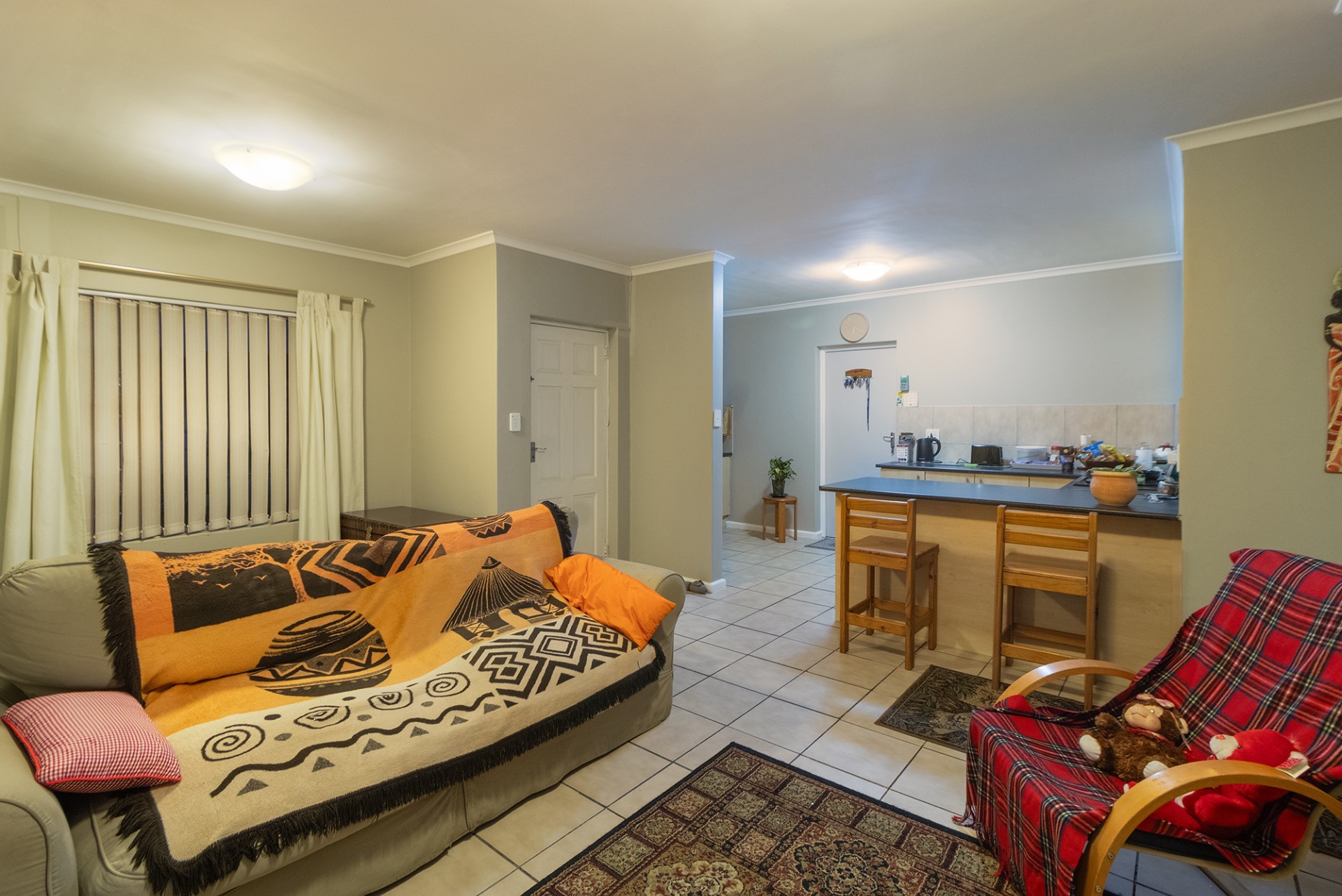 House for sale in Zonnendal, Kraaifontein, 54 Mostert Street;, Zonnendal, Kraaifontein, Western Cape, 97 m²