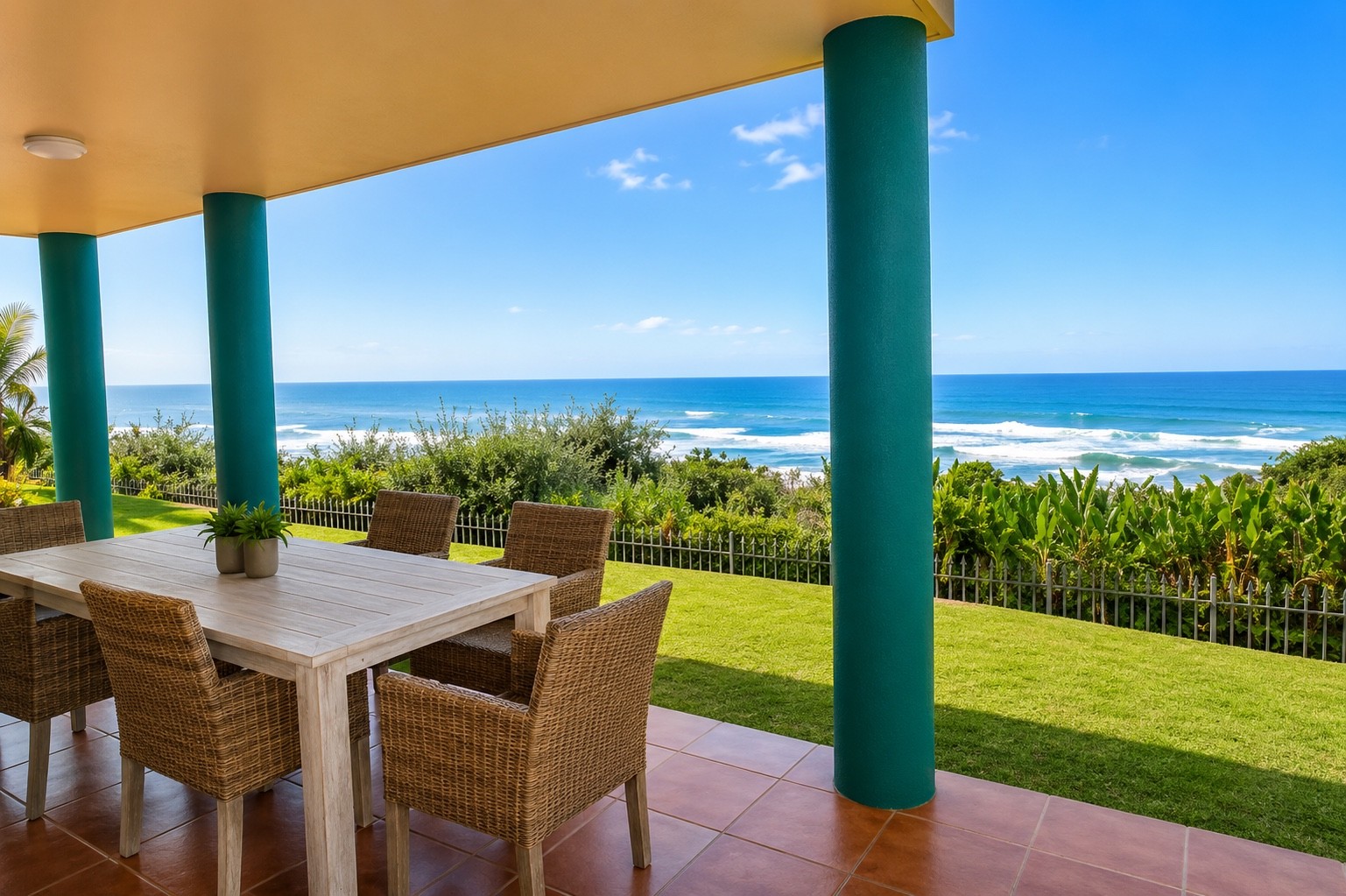 Apartment for sale in Trafalgar, KwaZulu Natal, 120 m²