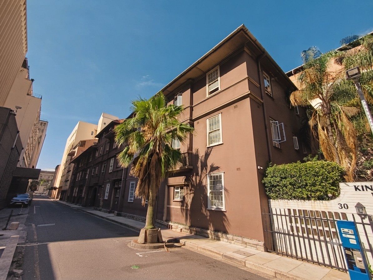 Cosy Colonial 1 Bedroom Apartment in Durban Central For Sale 4